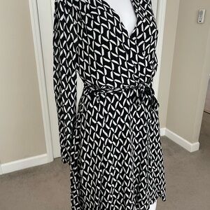 Banana Republic Black and White Patterned Women's Dress